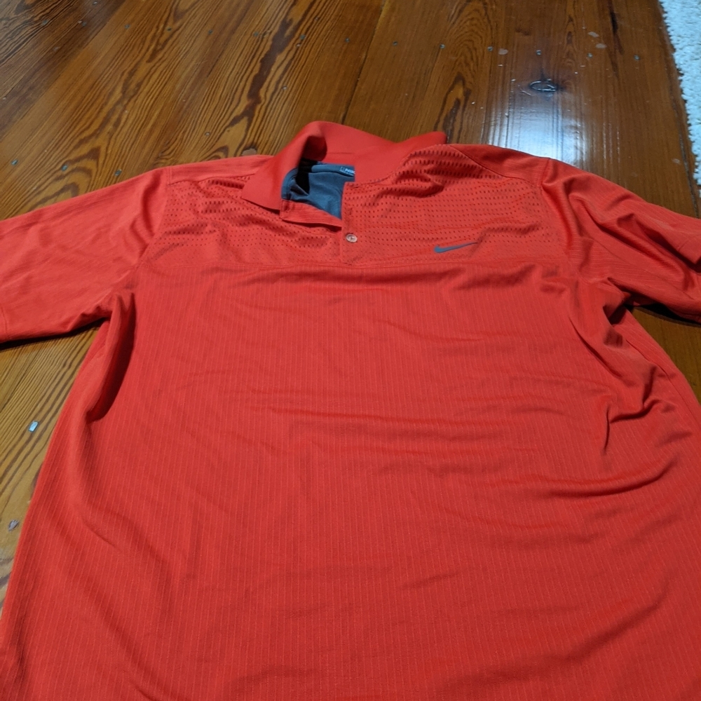 Mens Nike Golf shirt